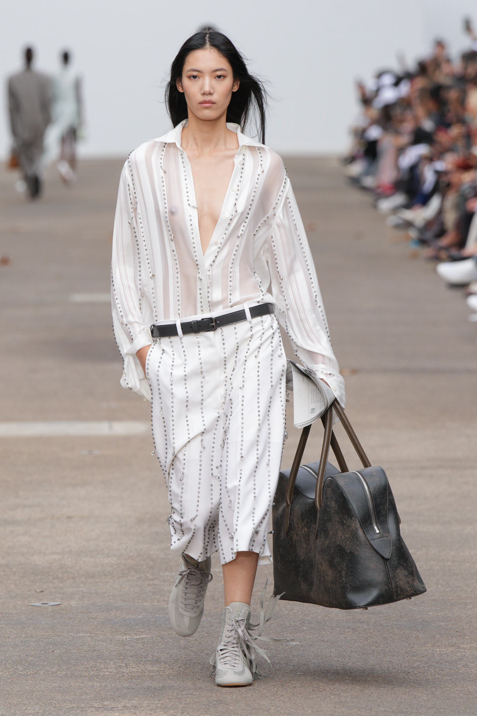 Look 18
