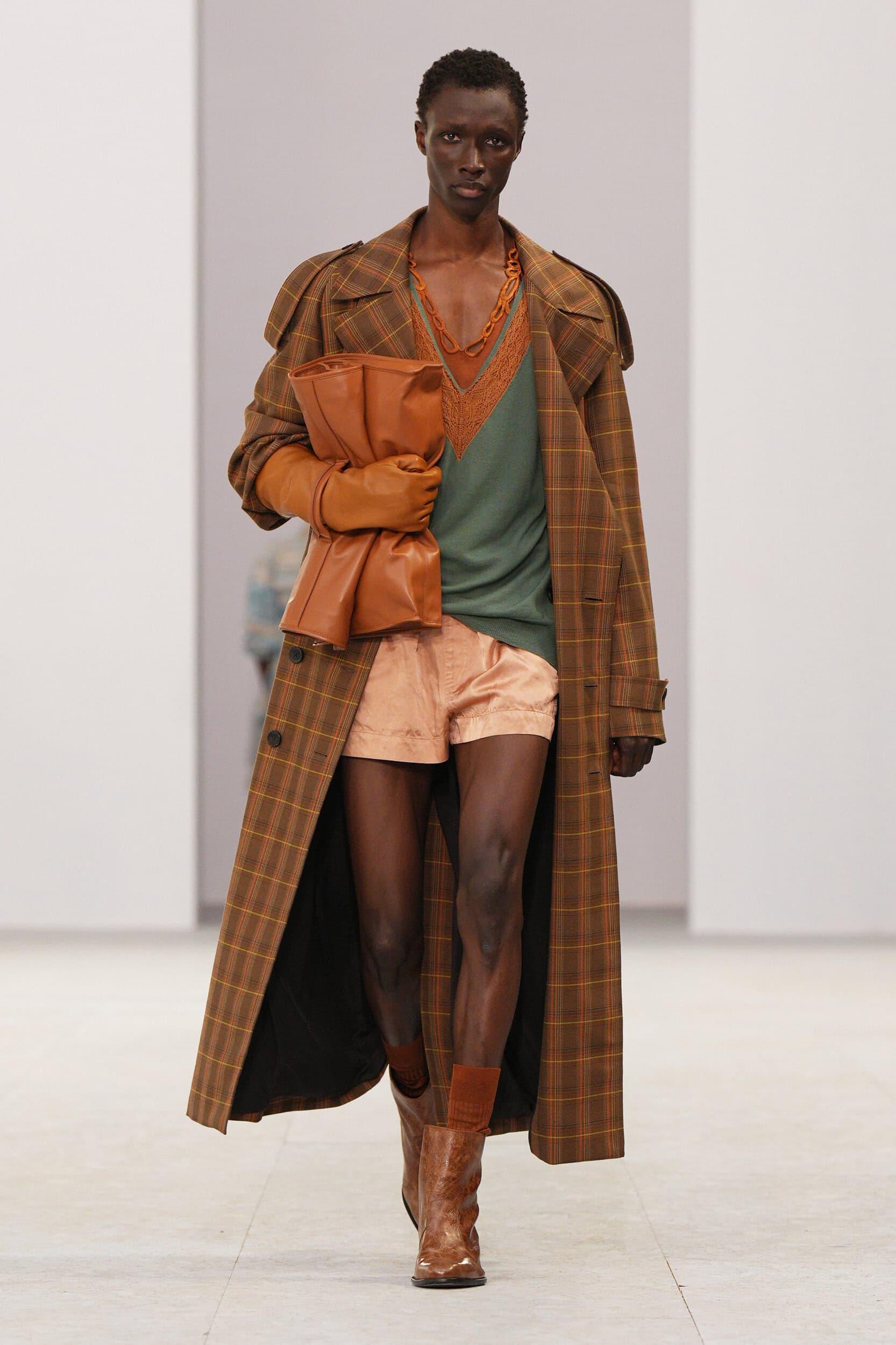 Look 24