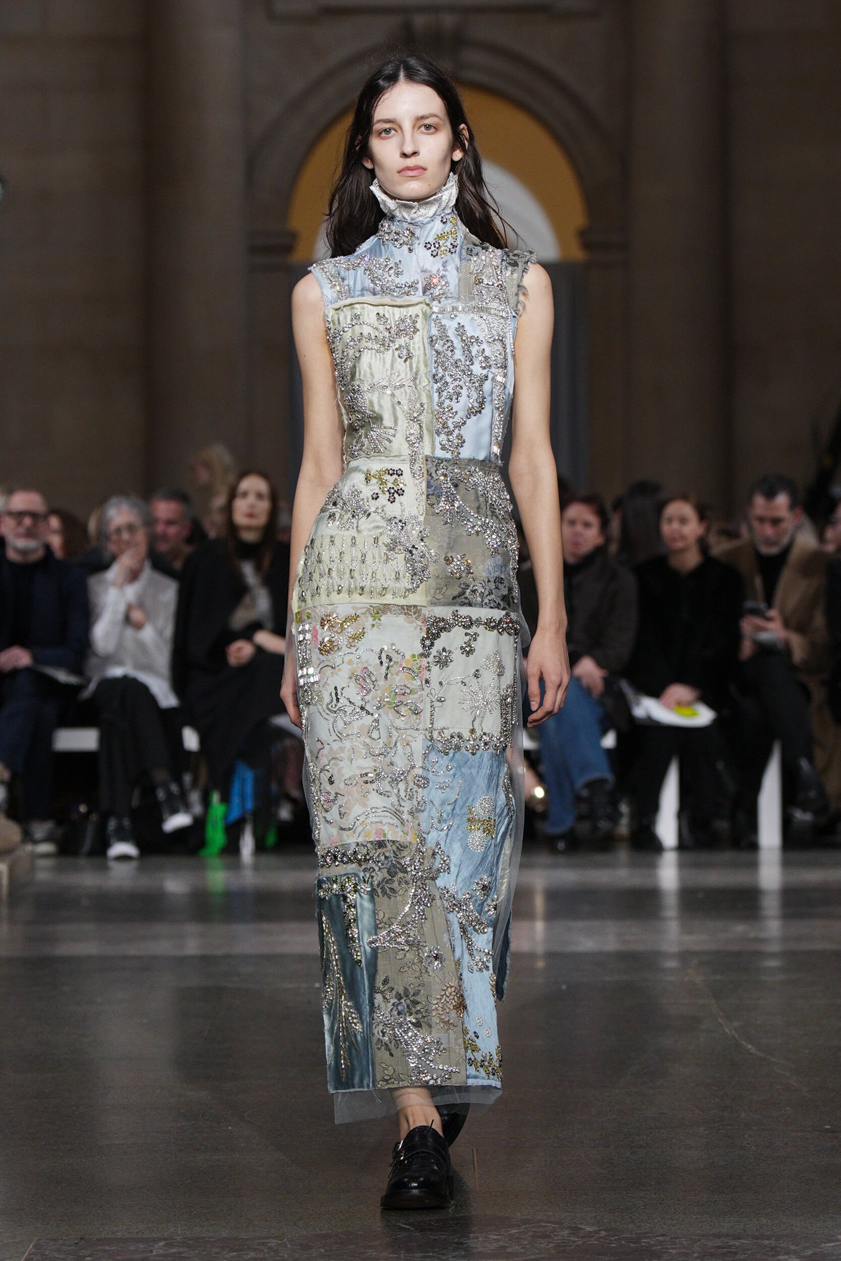Look 24