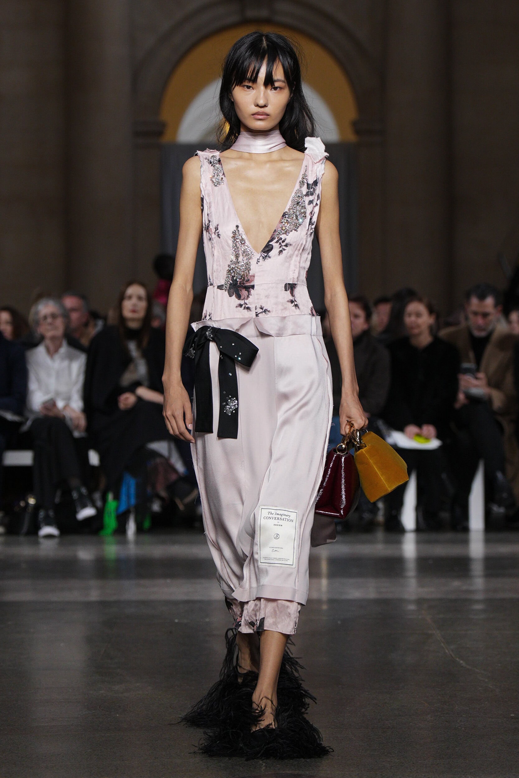 Look 25