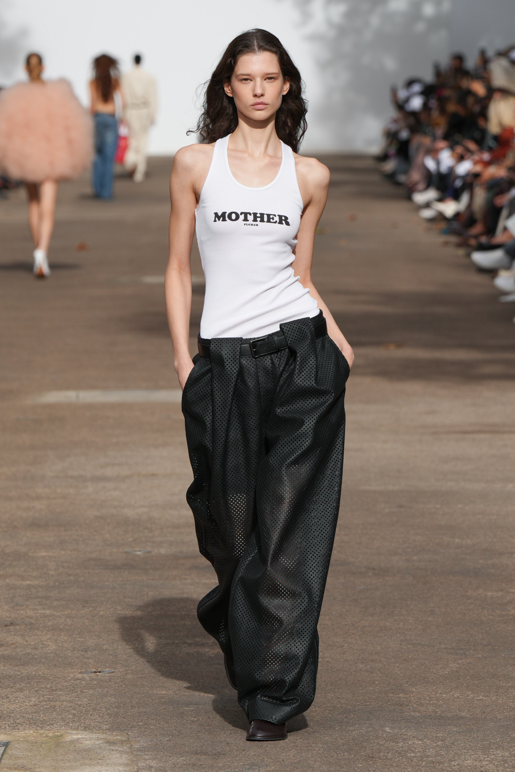 Look 24