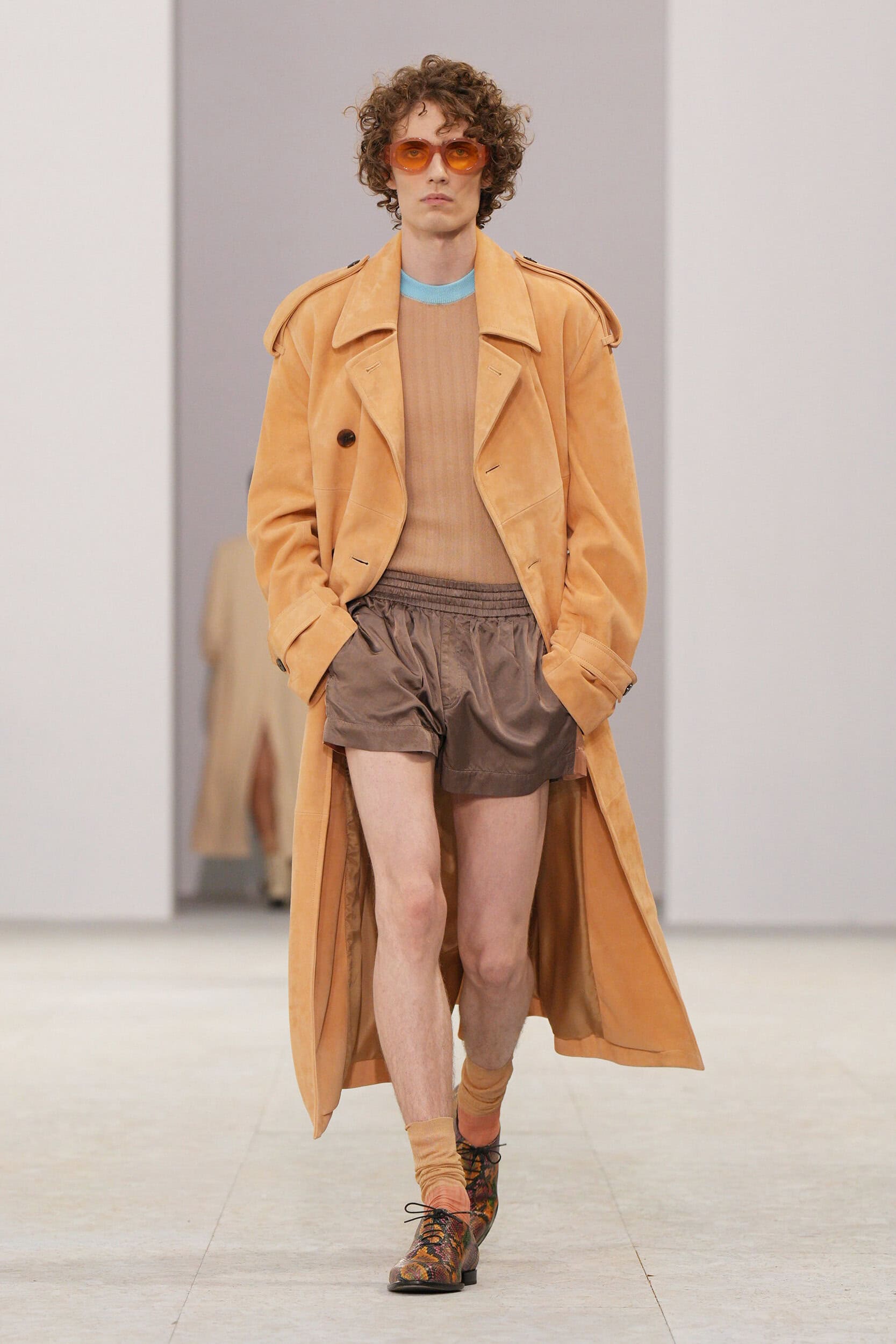 Look 37