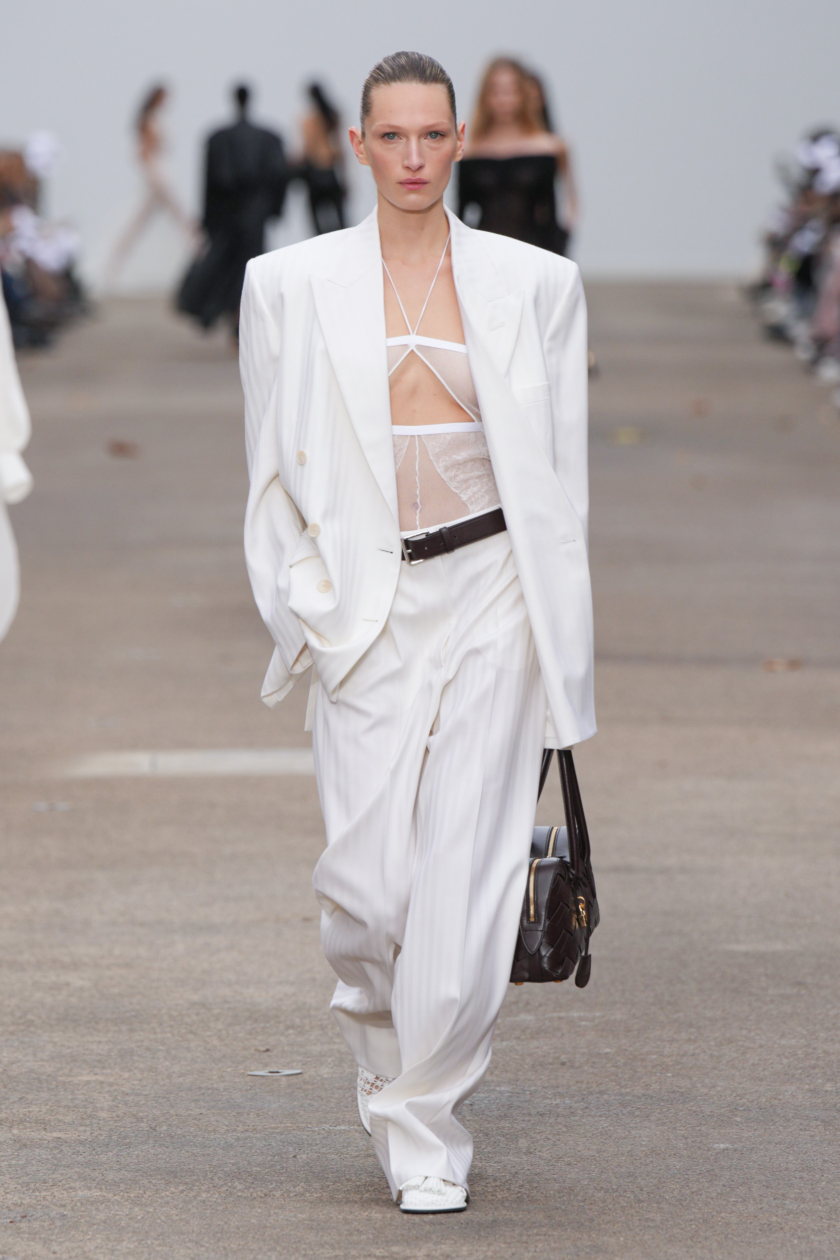 Look 43