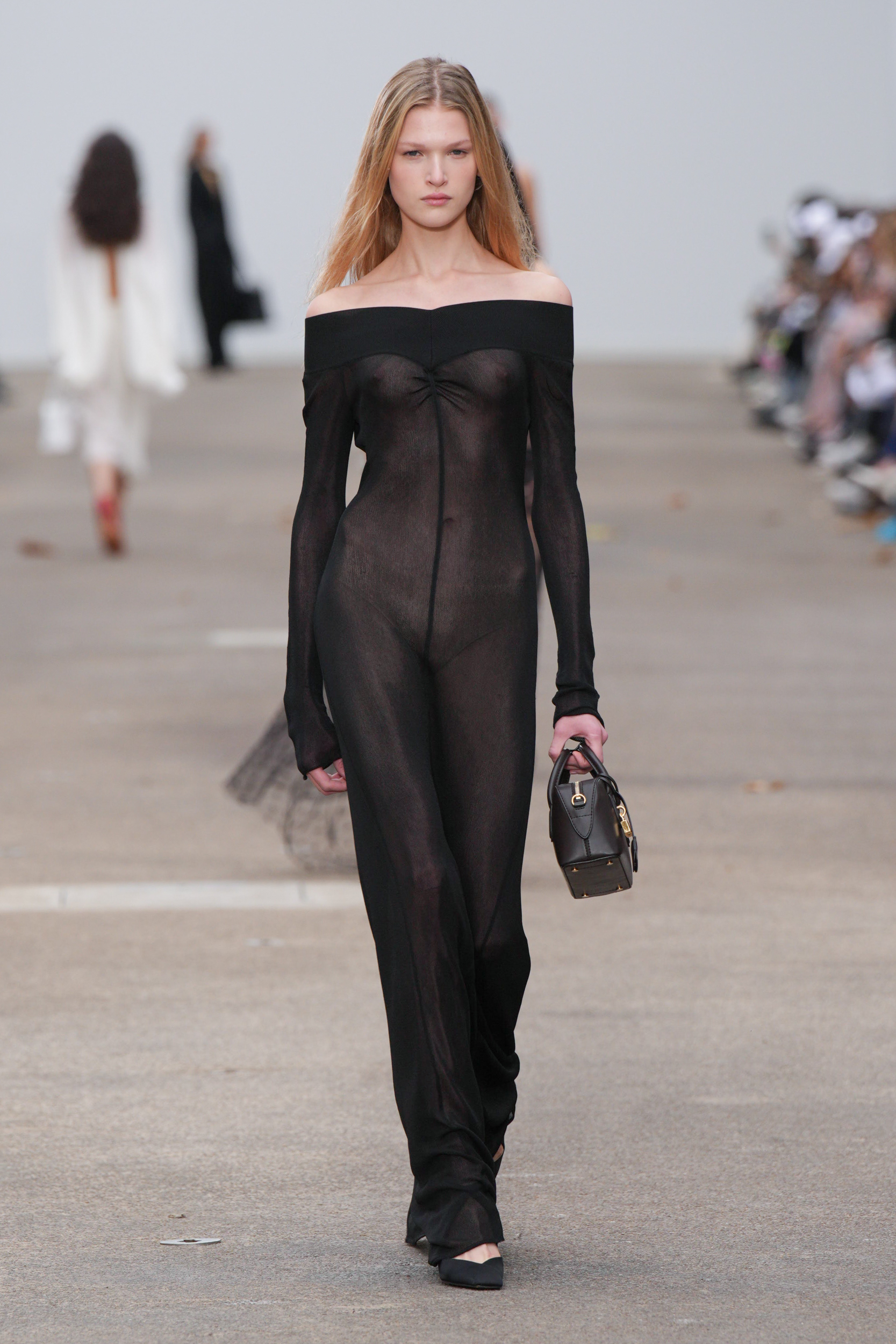 Look 44