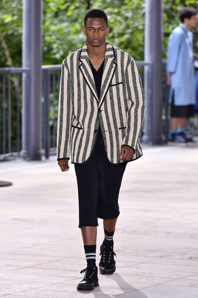 Look 13