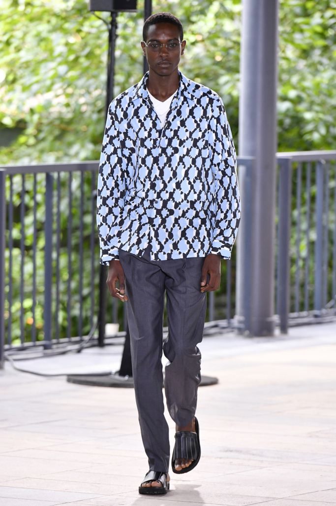 Look 17