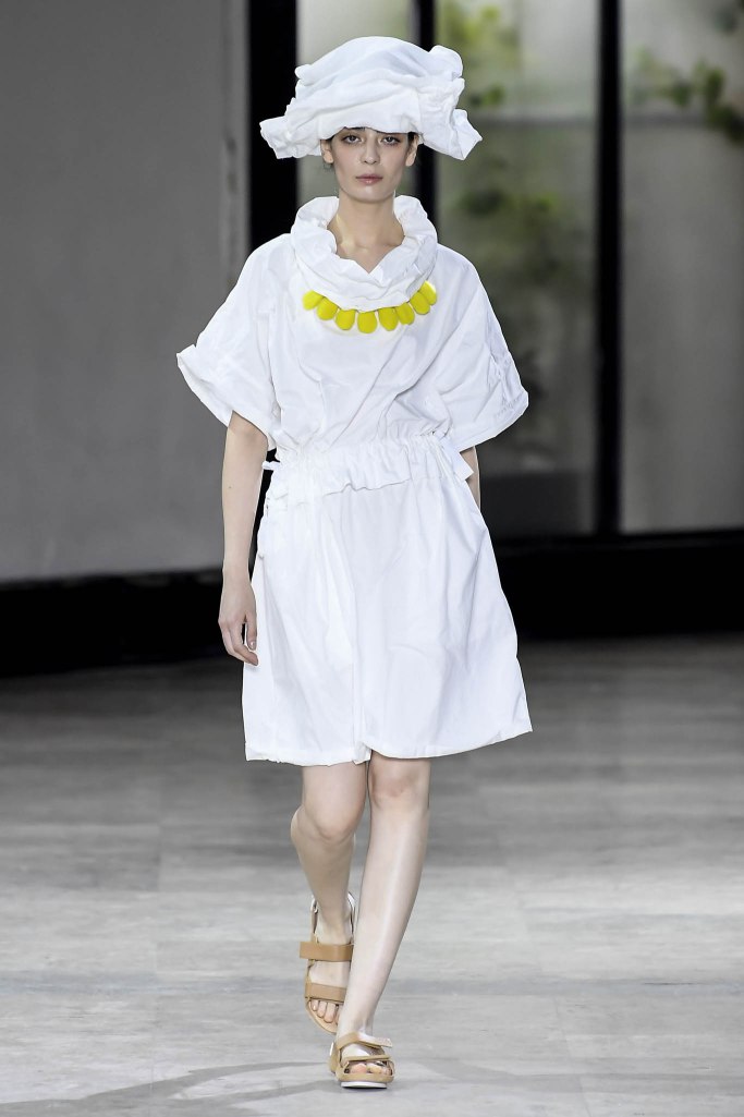 Look 7
