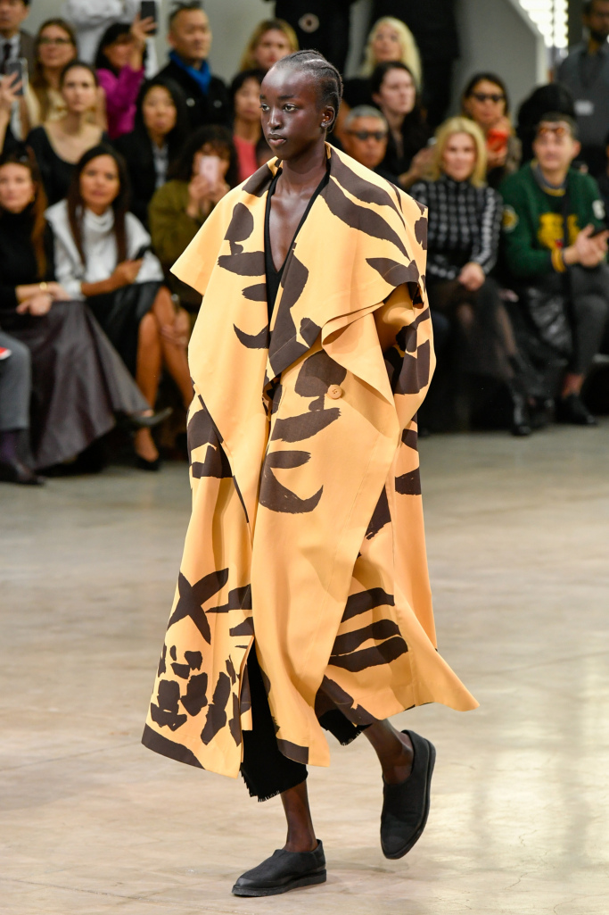 Look 15