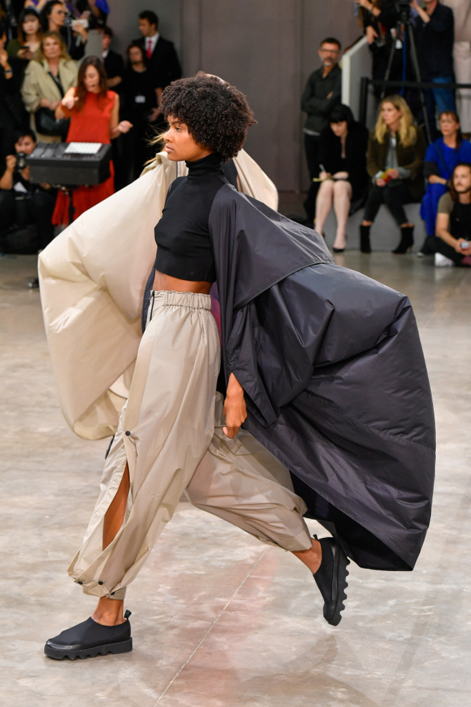 Look 24