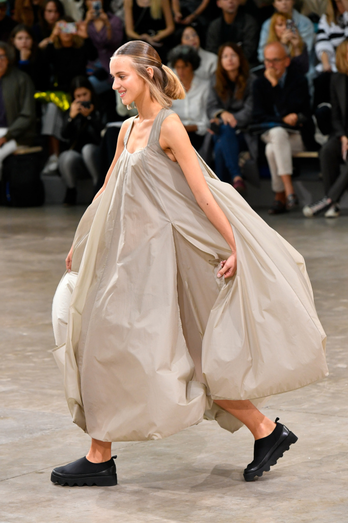 Look 25
