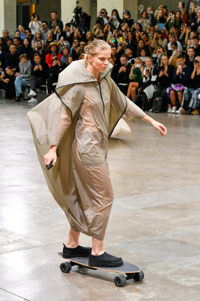 Look 28
