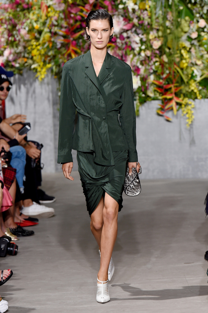 Look 19