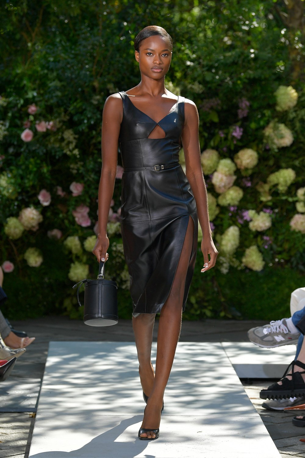 Look 10