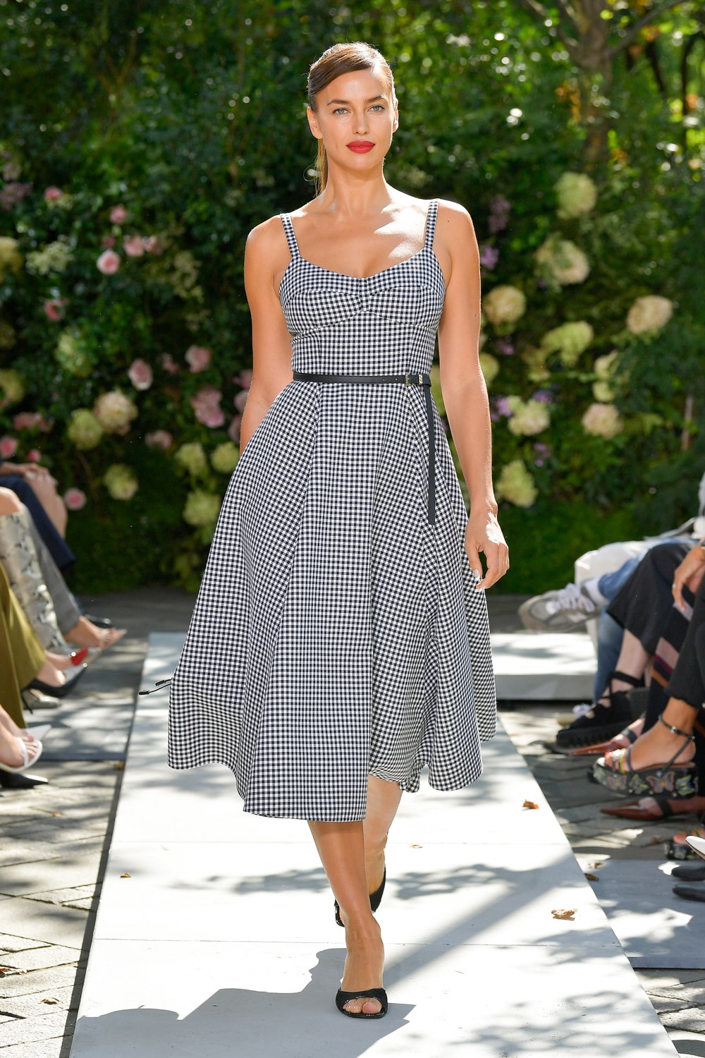 Look 25