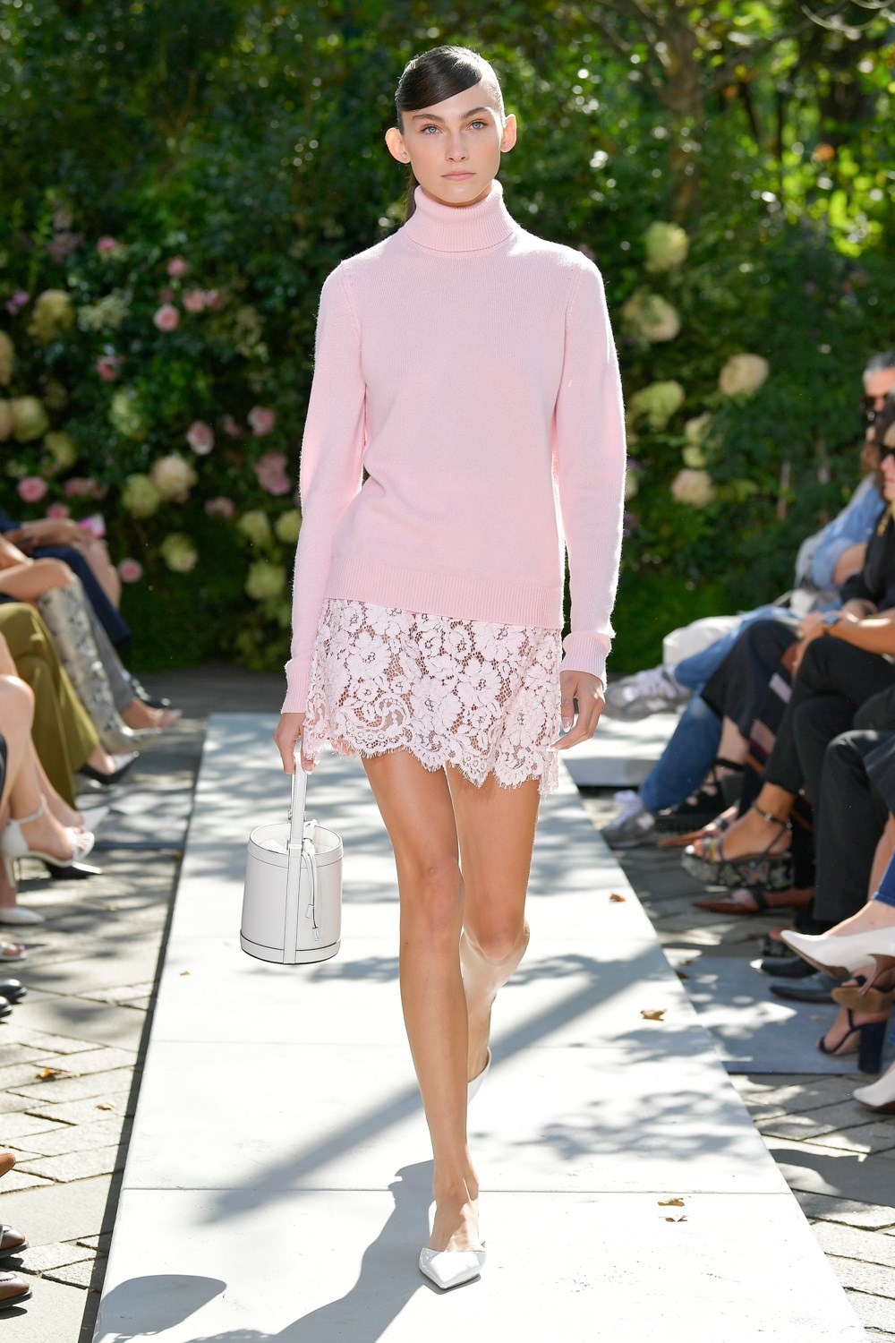 Look 32