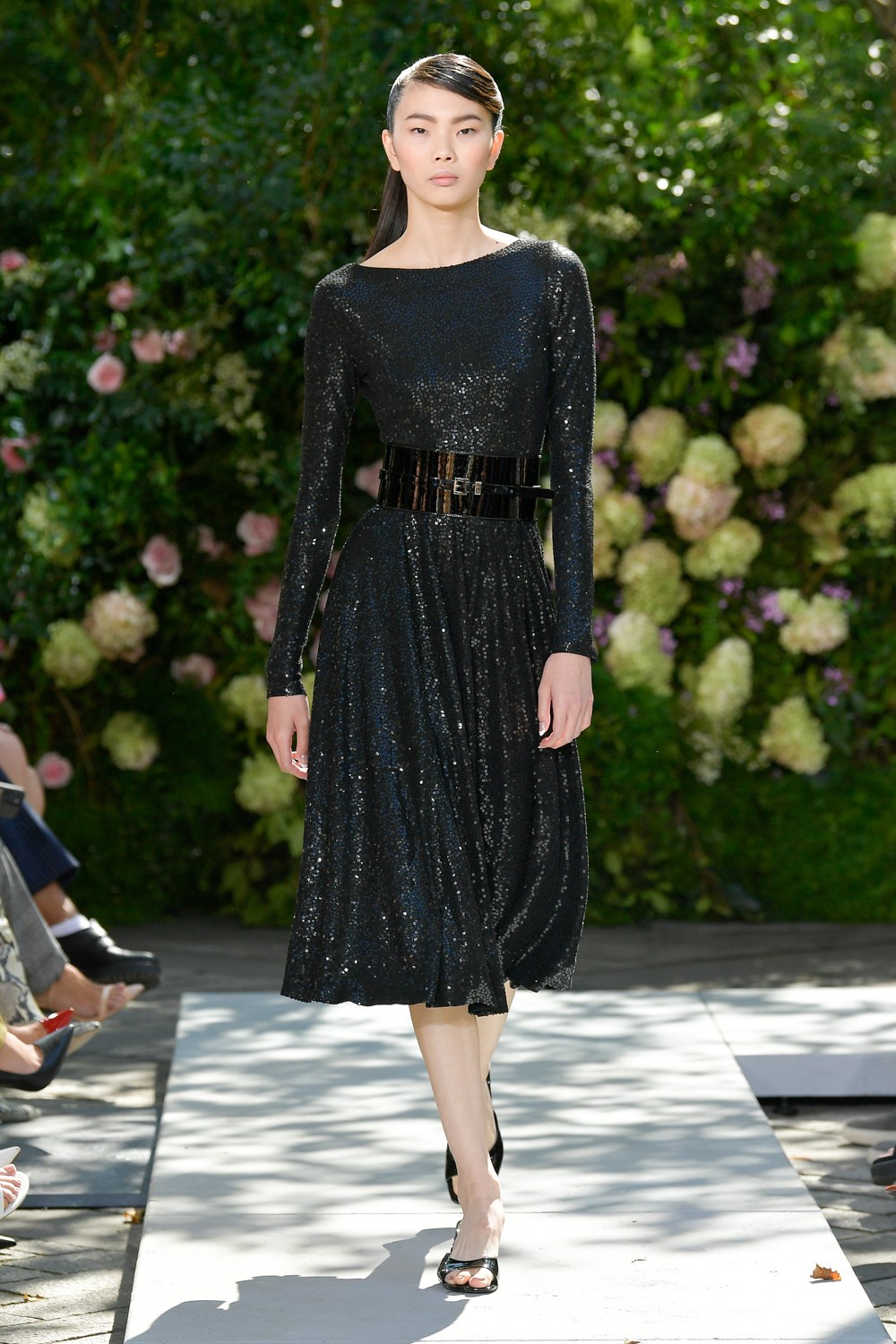 Look 60