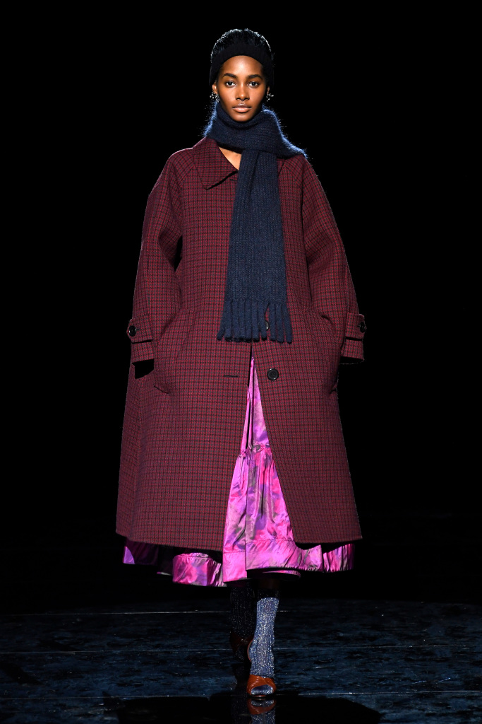 Look 3