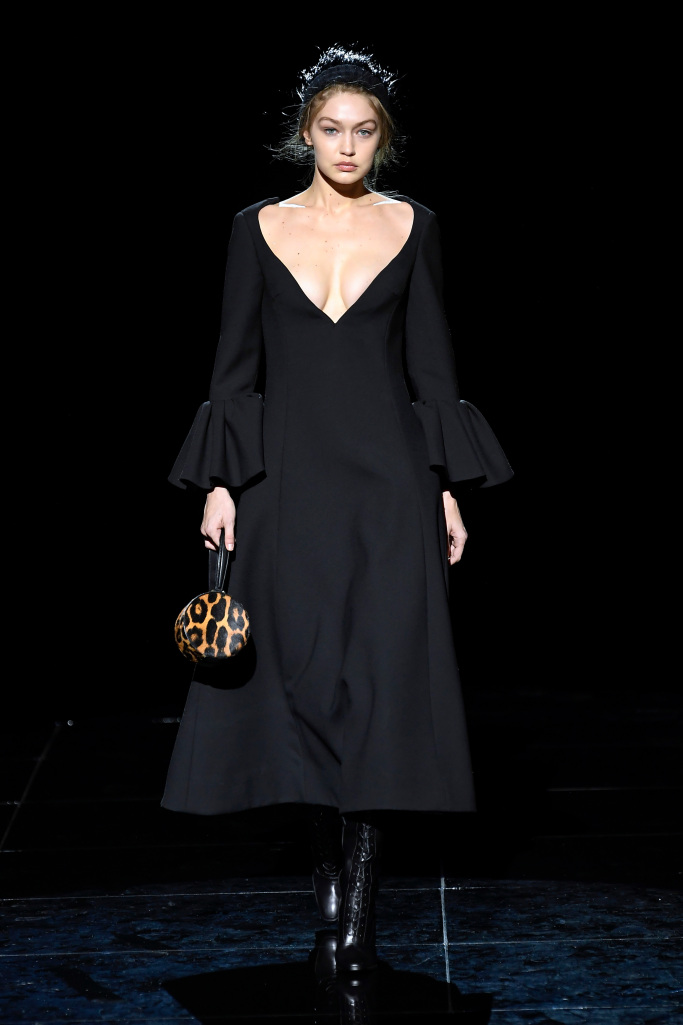 Look 19