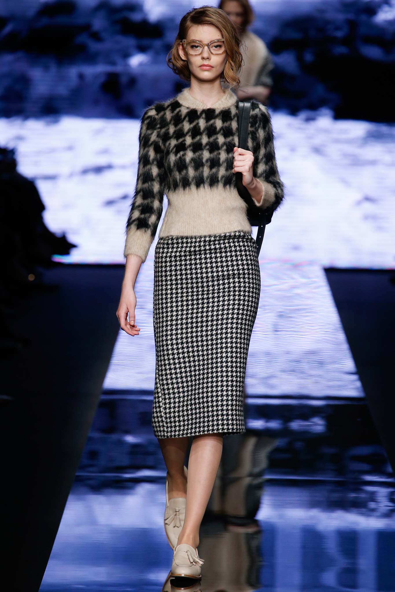 Look 9