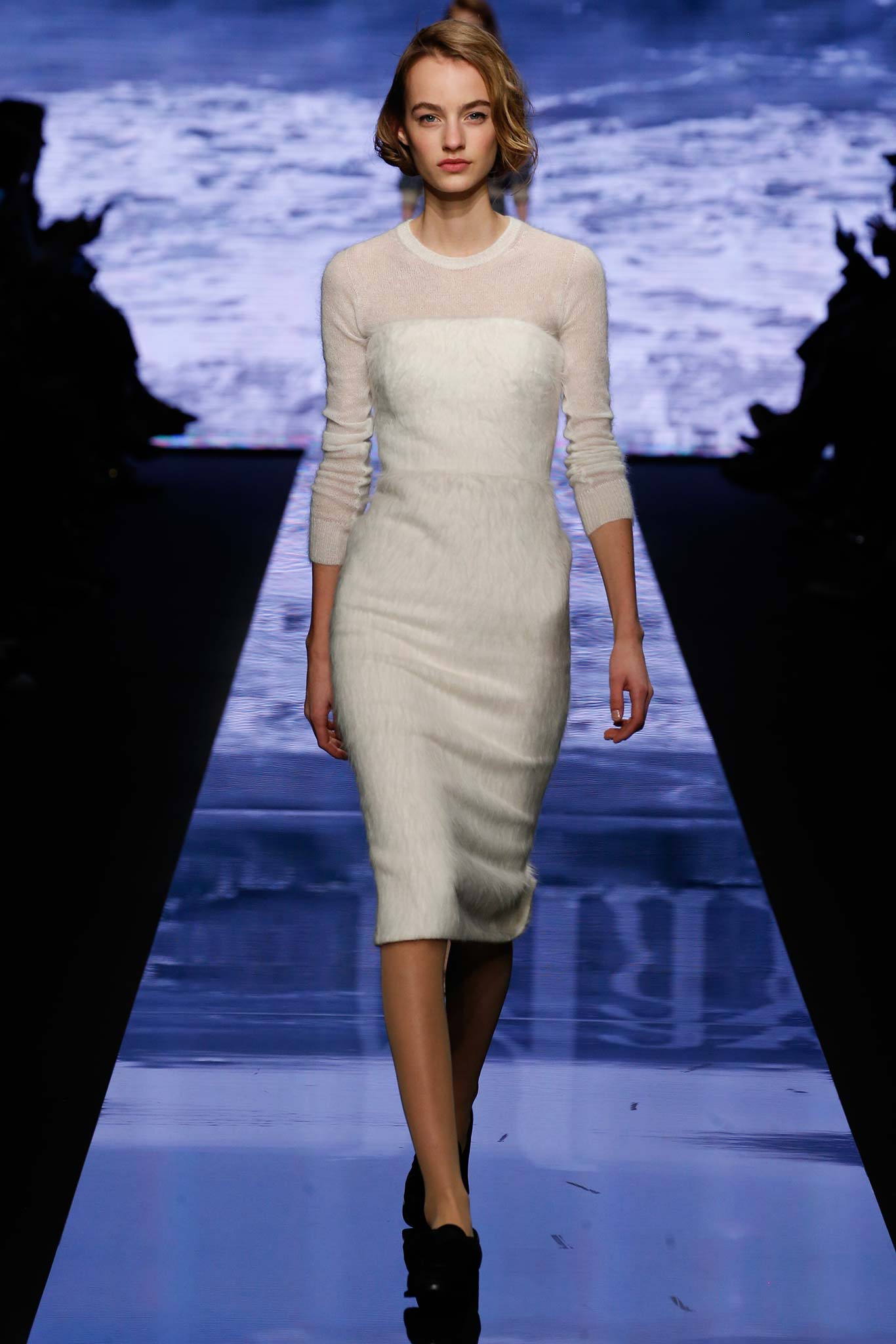 Look 17
