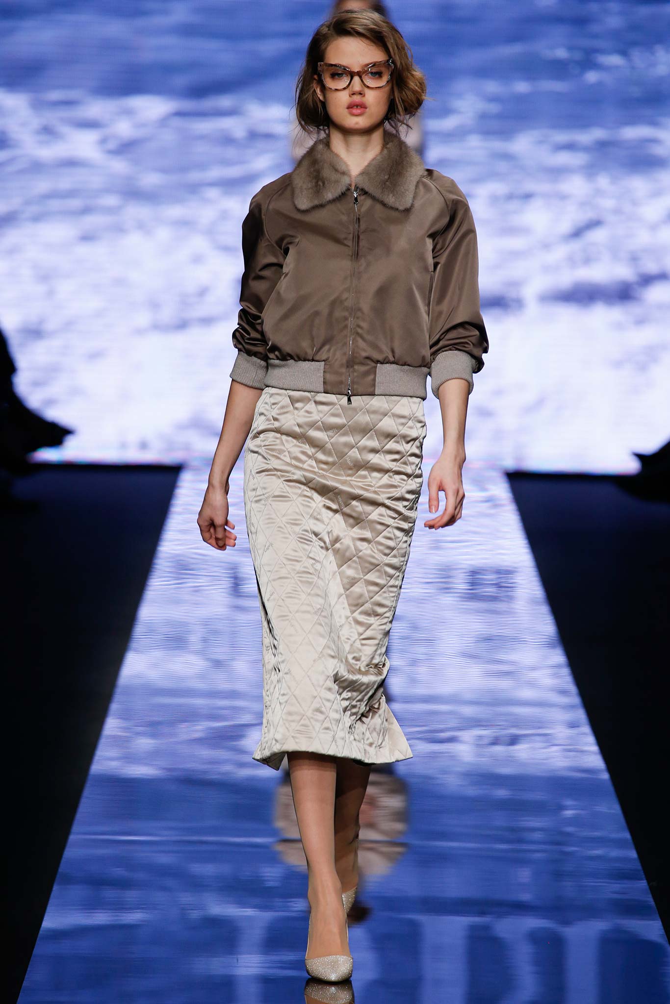 Look 28