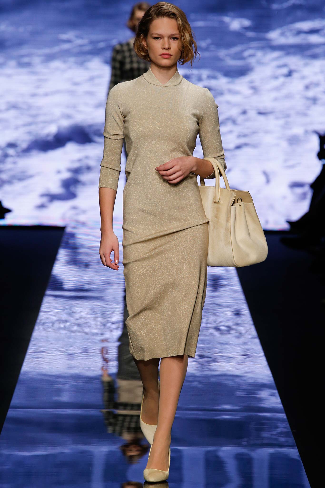 Look 8