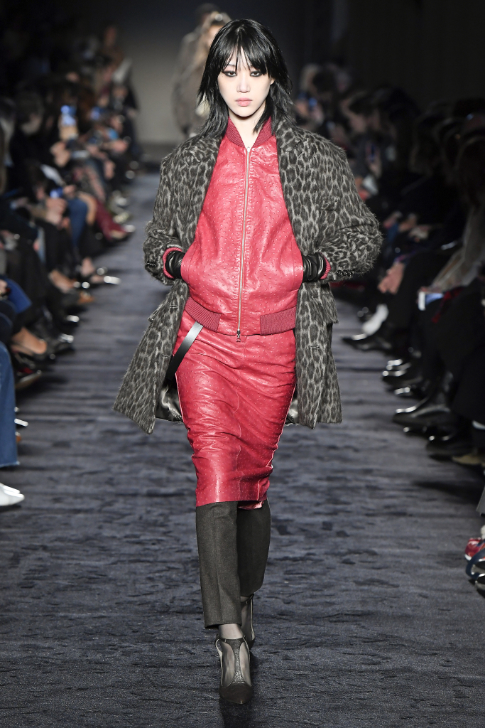 Look 14