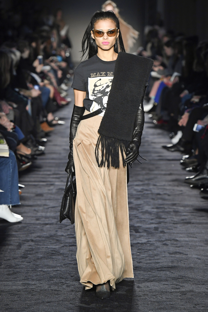 Look 18