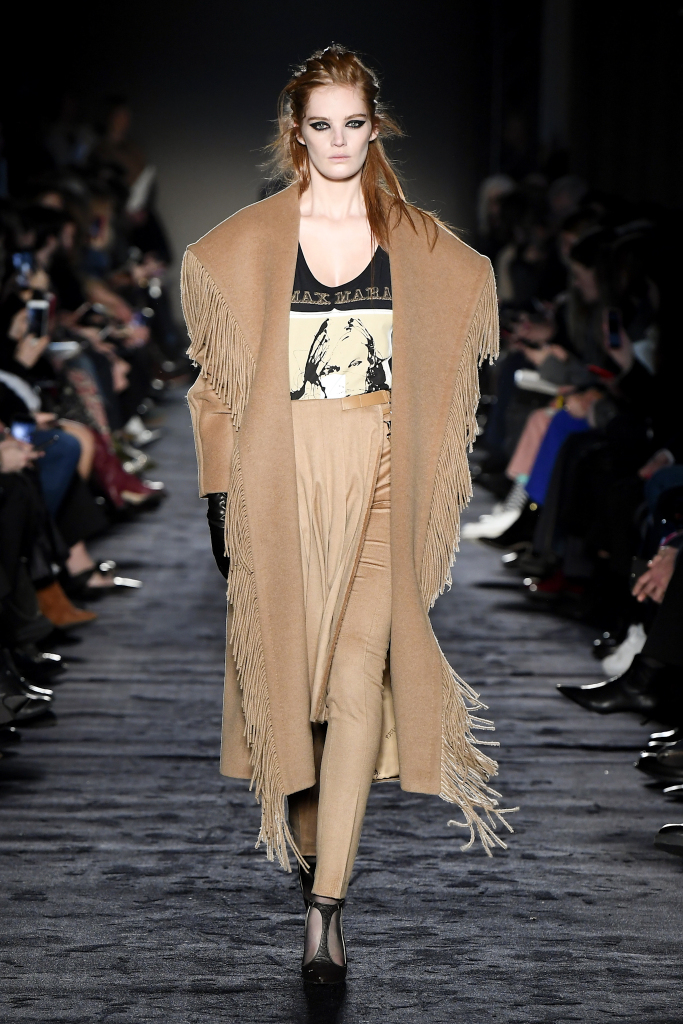 Look 19