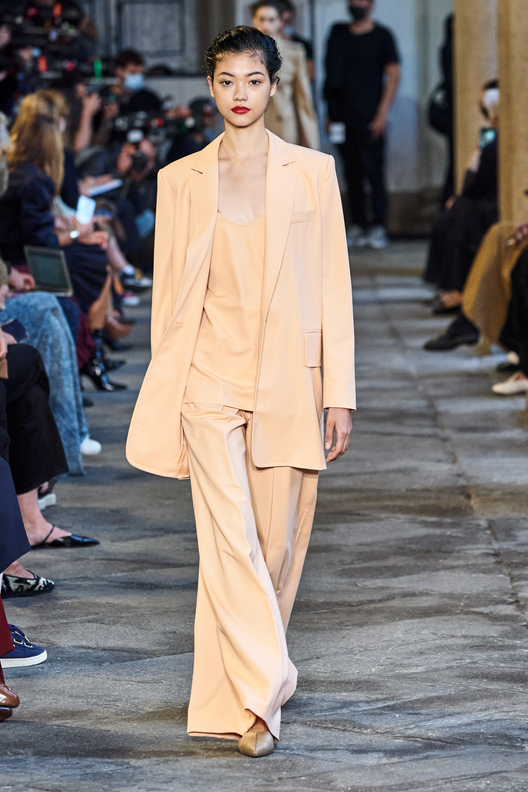 Look 8