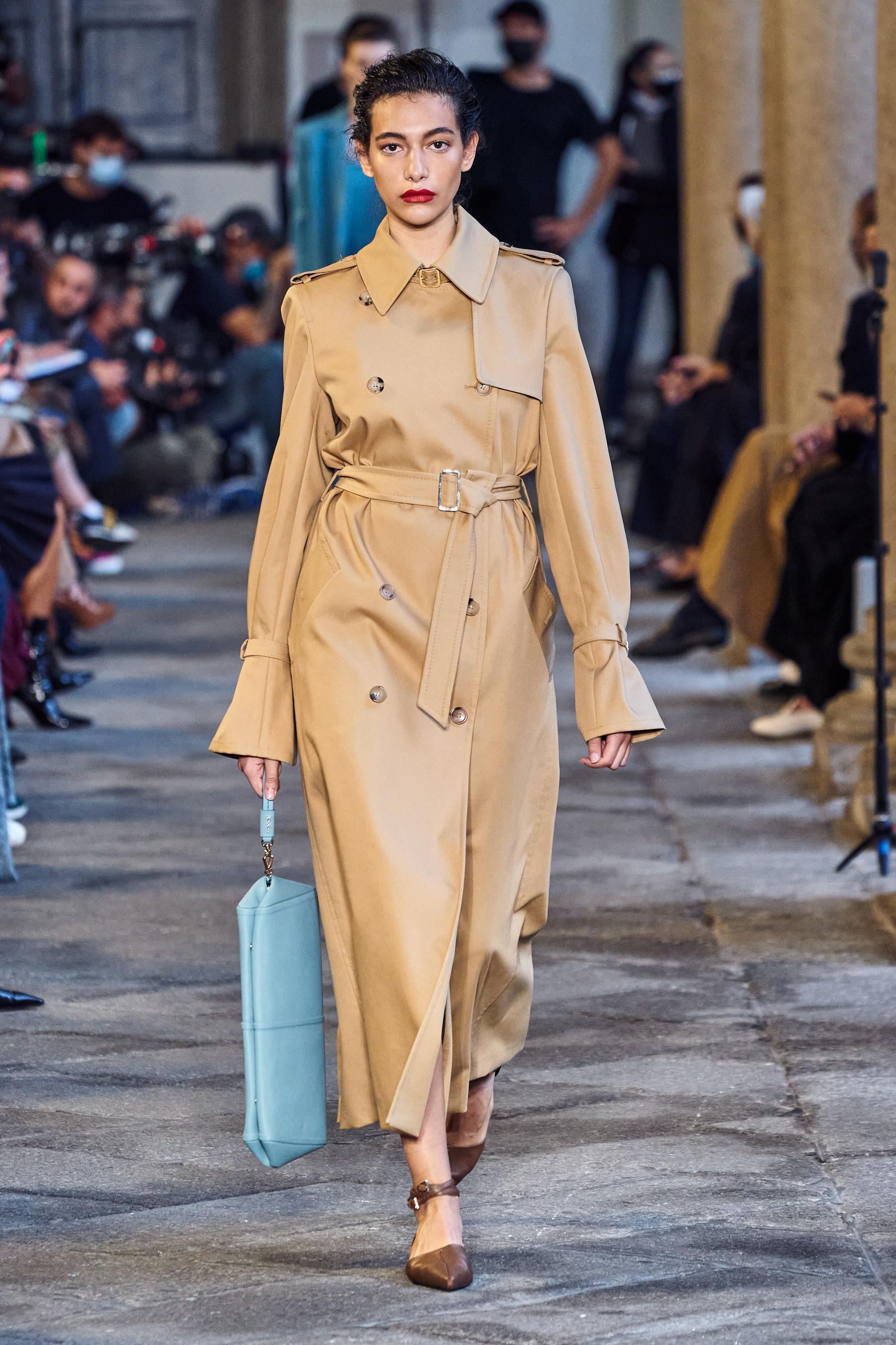 Look 11