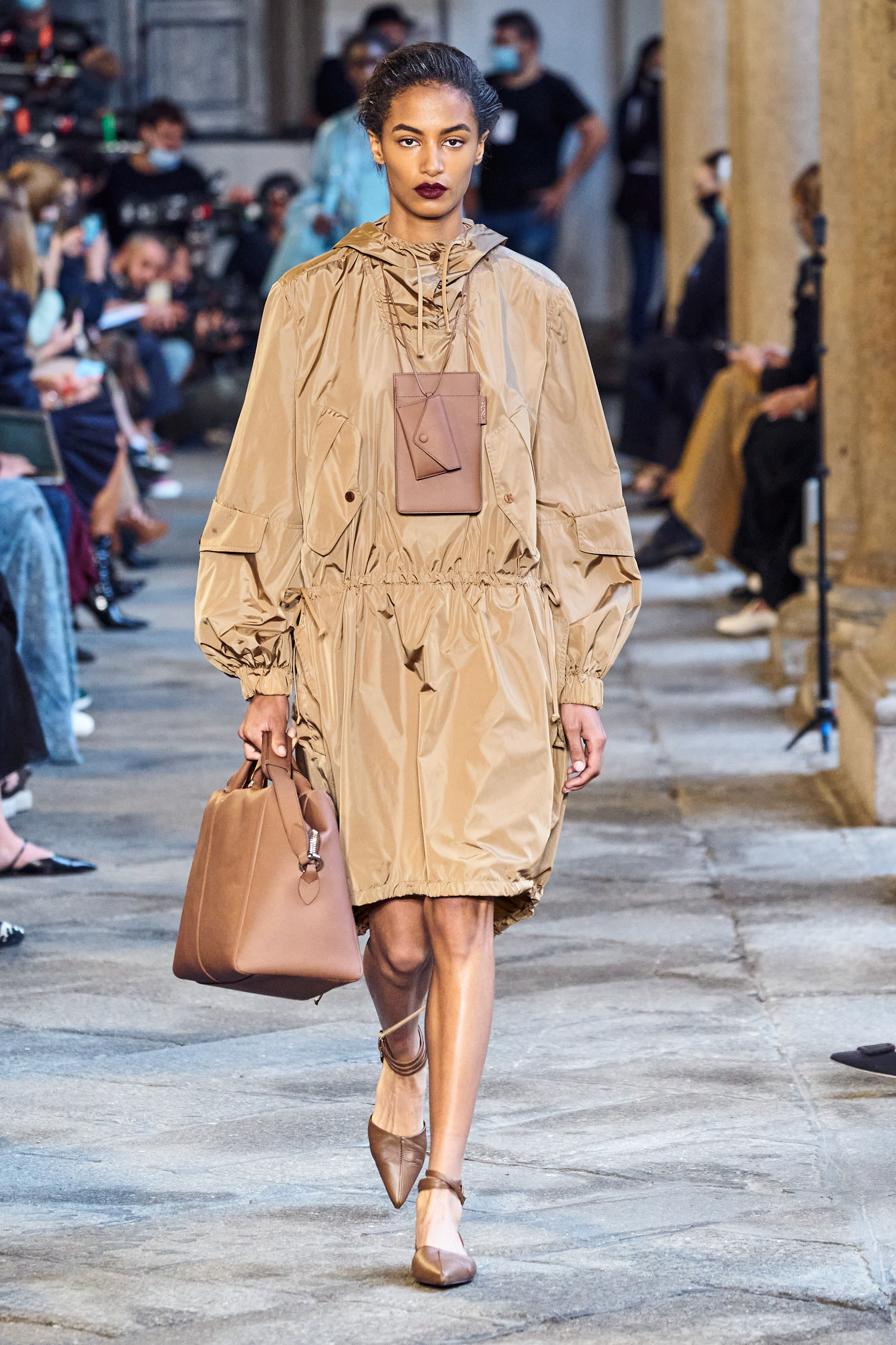 Look 14
