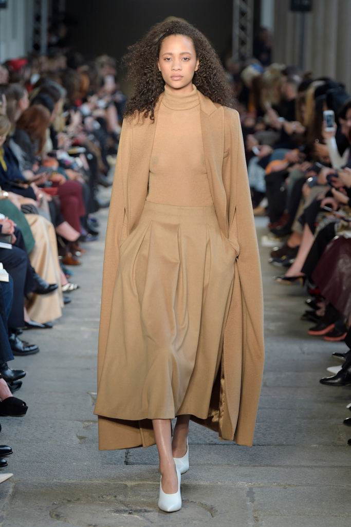 Look 28