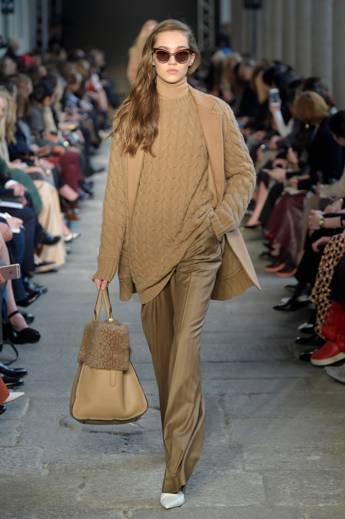 Look 32