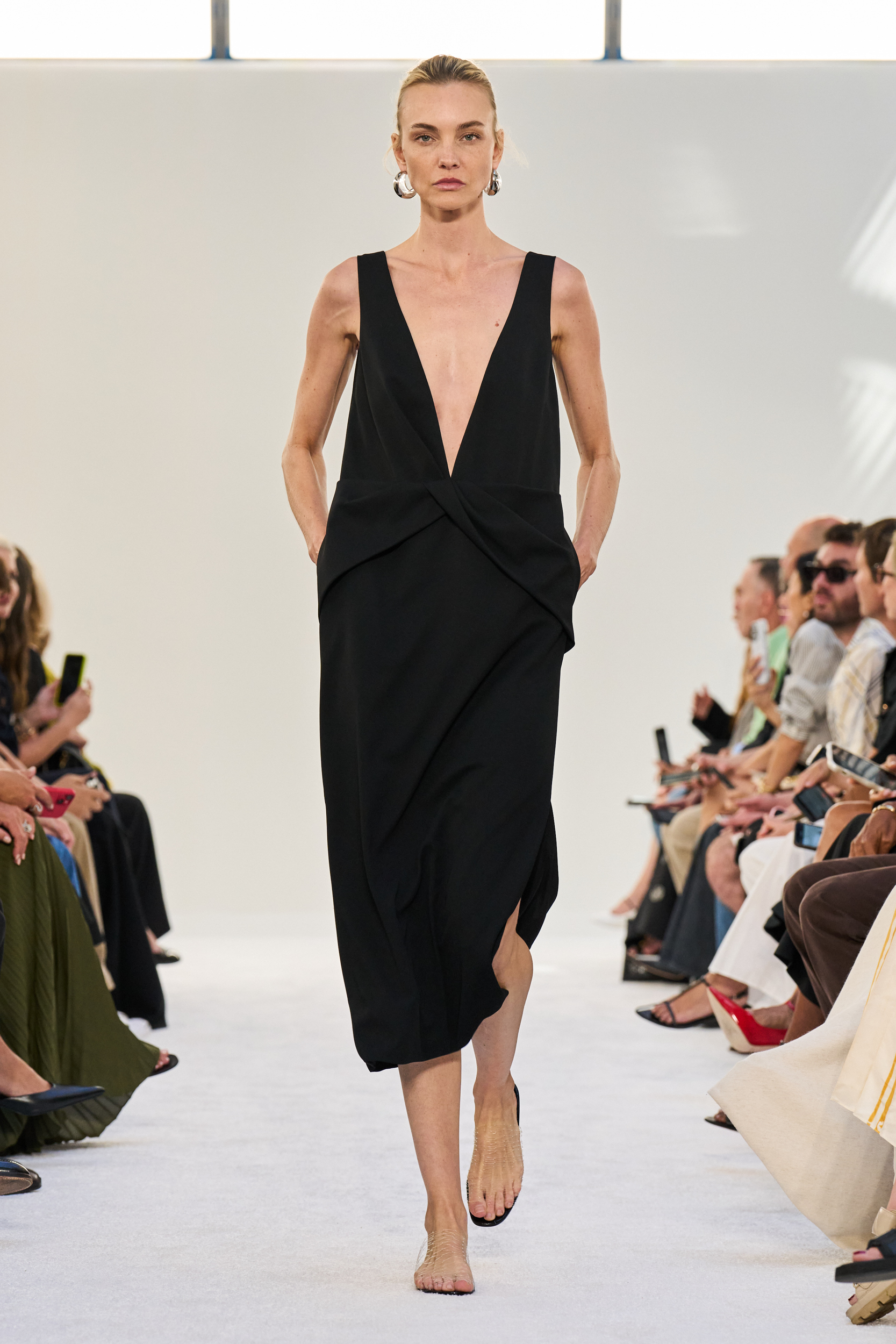 Look 25