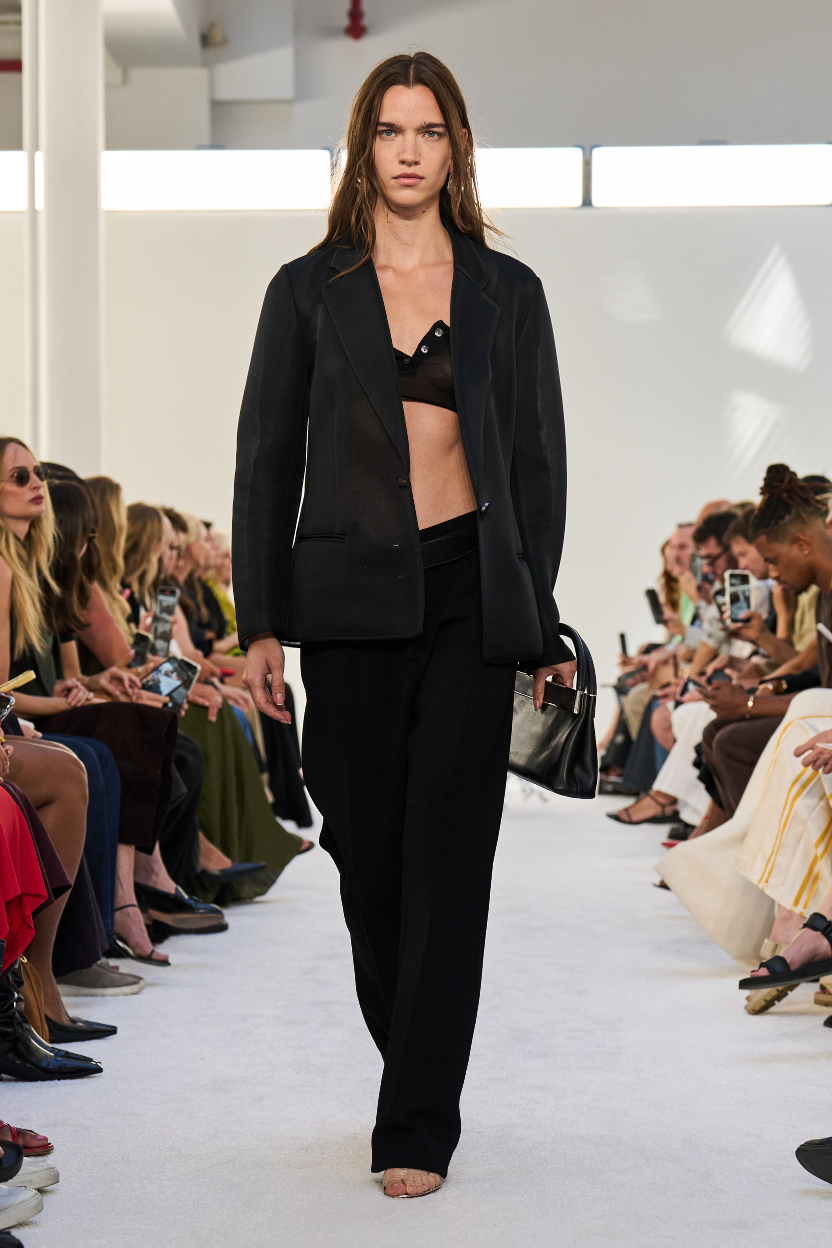 Look 32