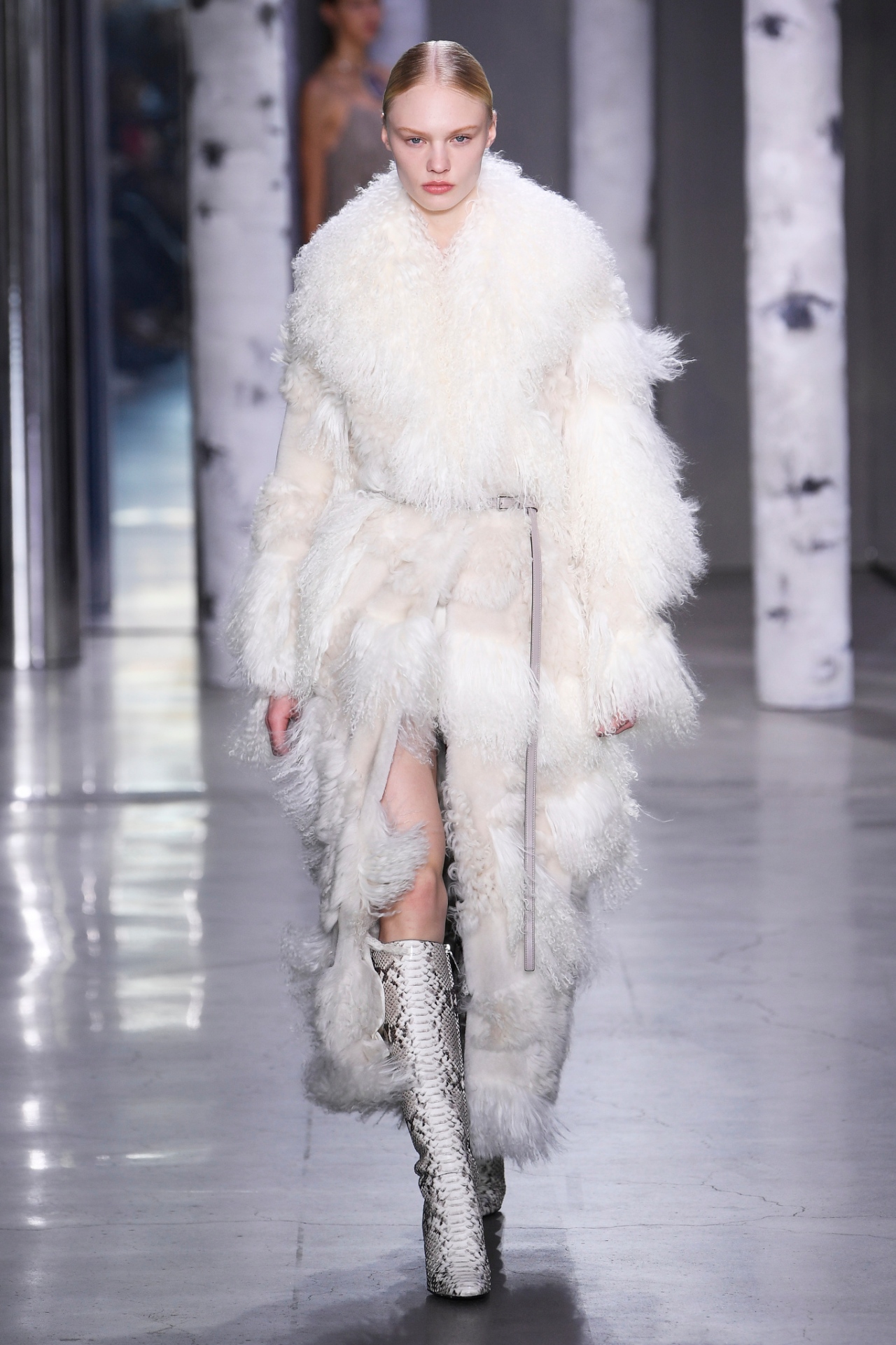 Look 13
