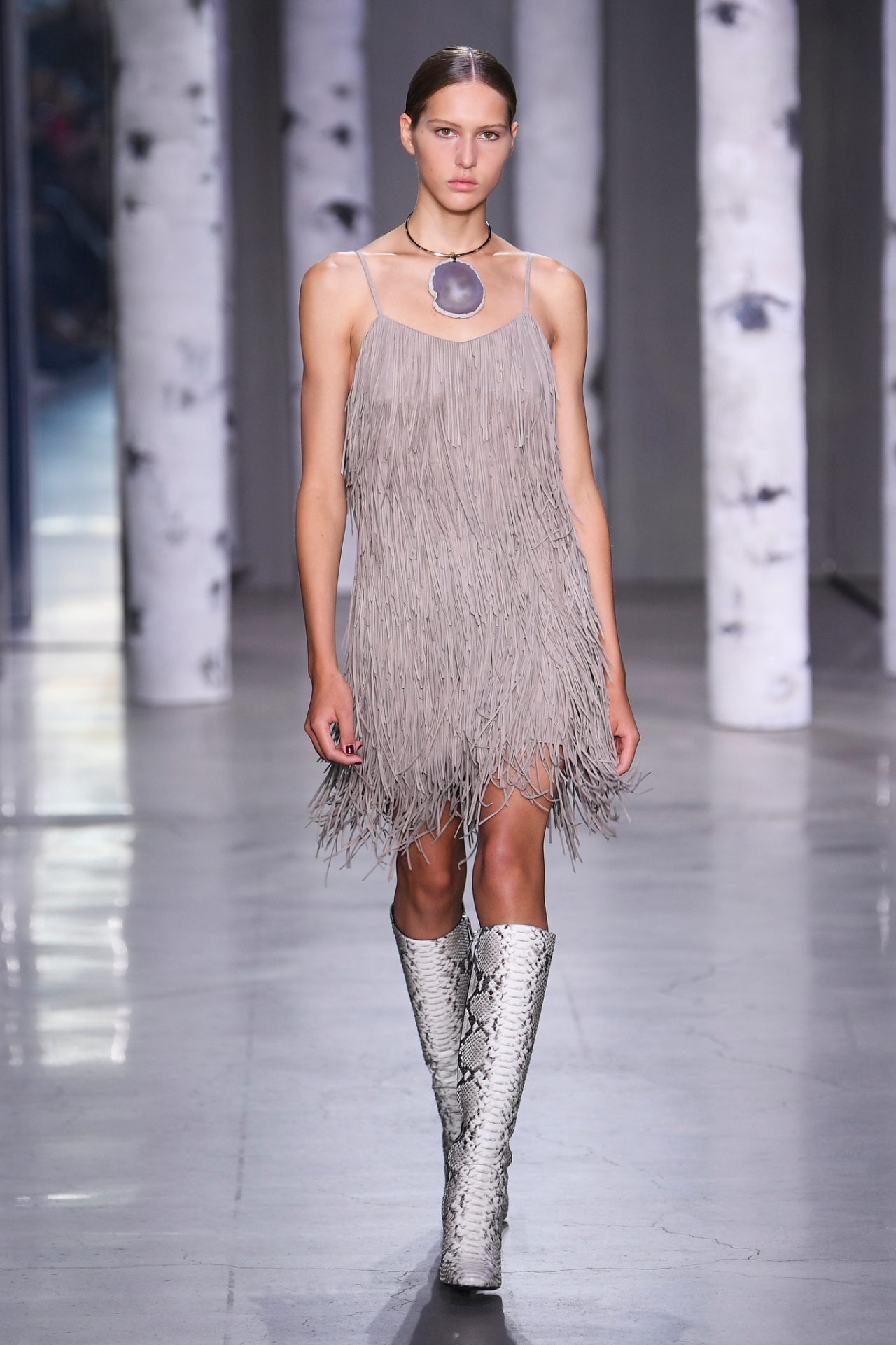 Look 14