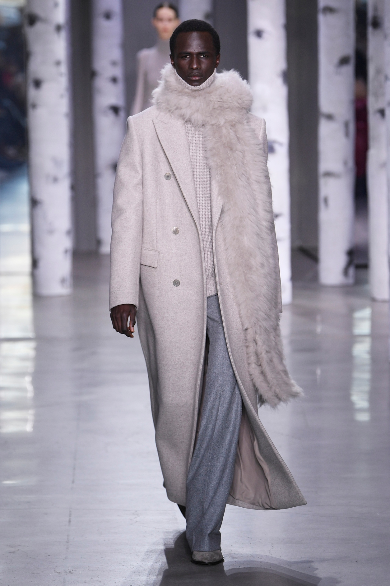 Look 15