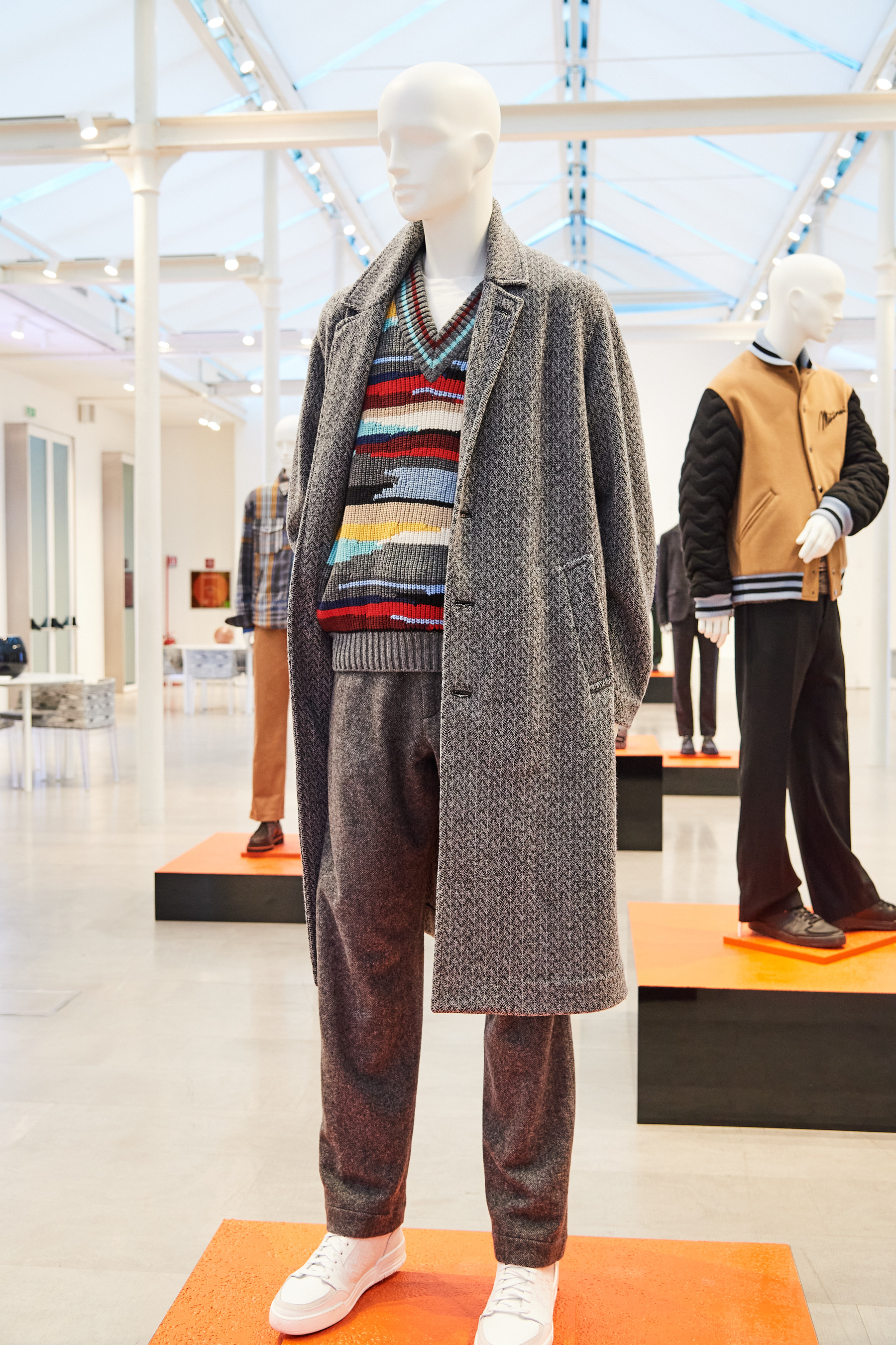 Look 13