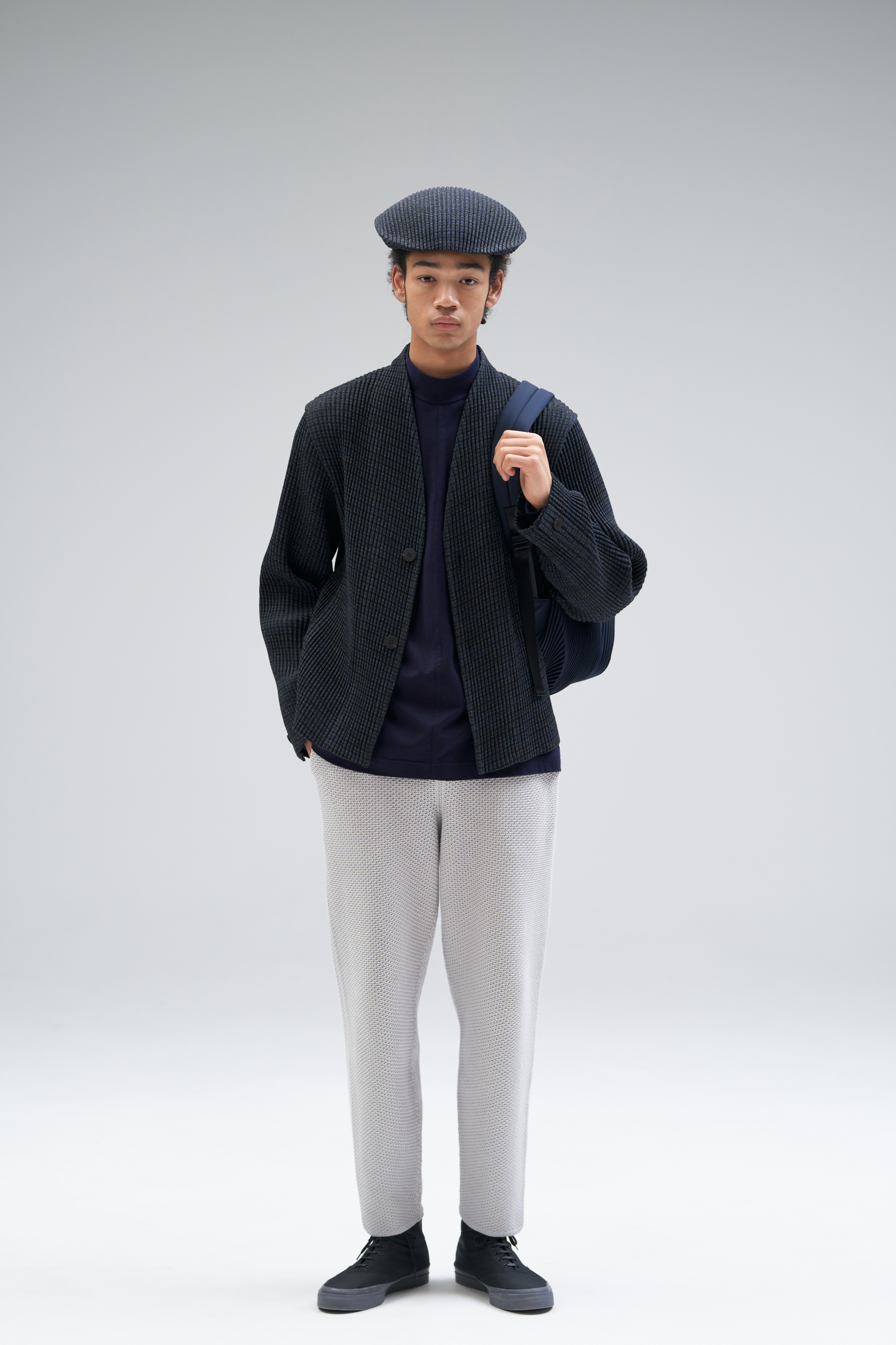 Look 16