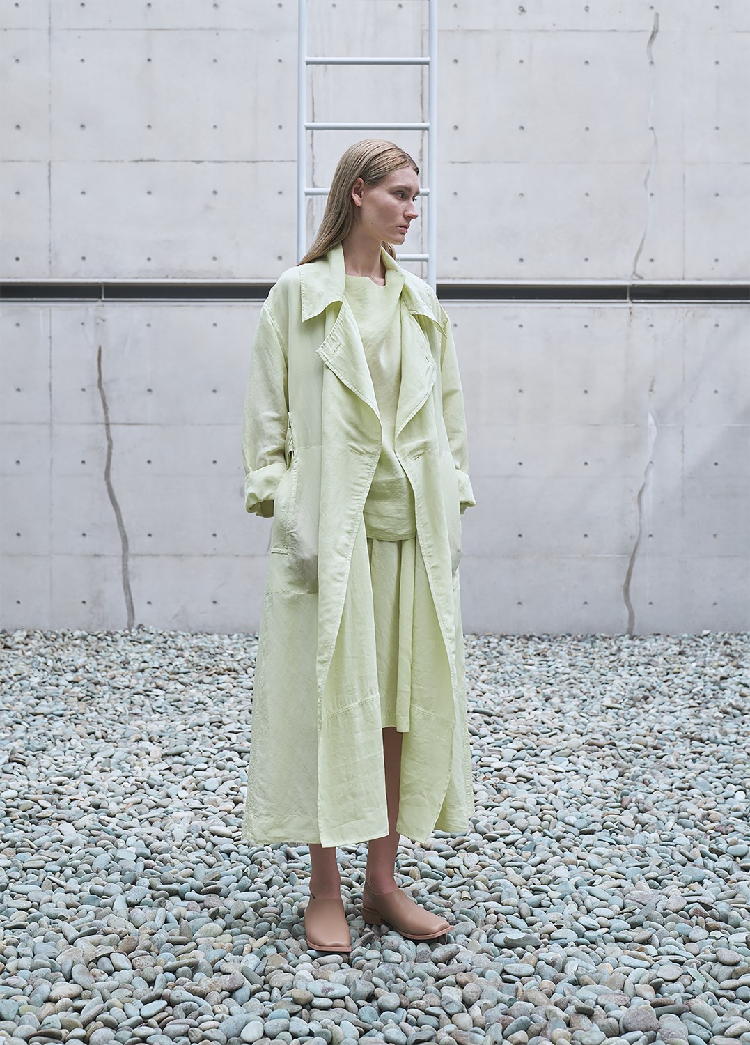 Look 10