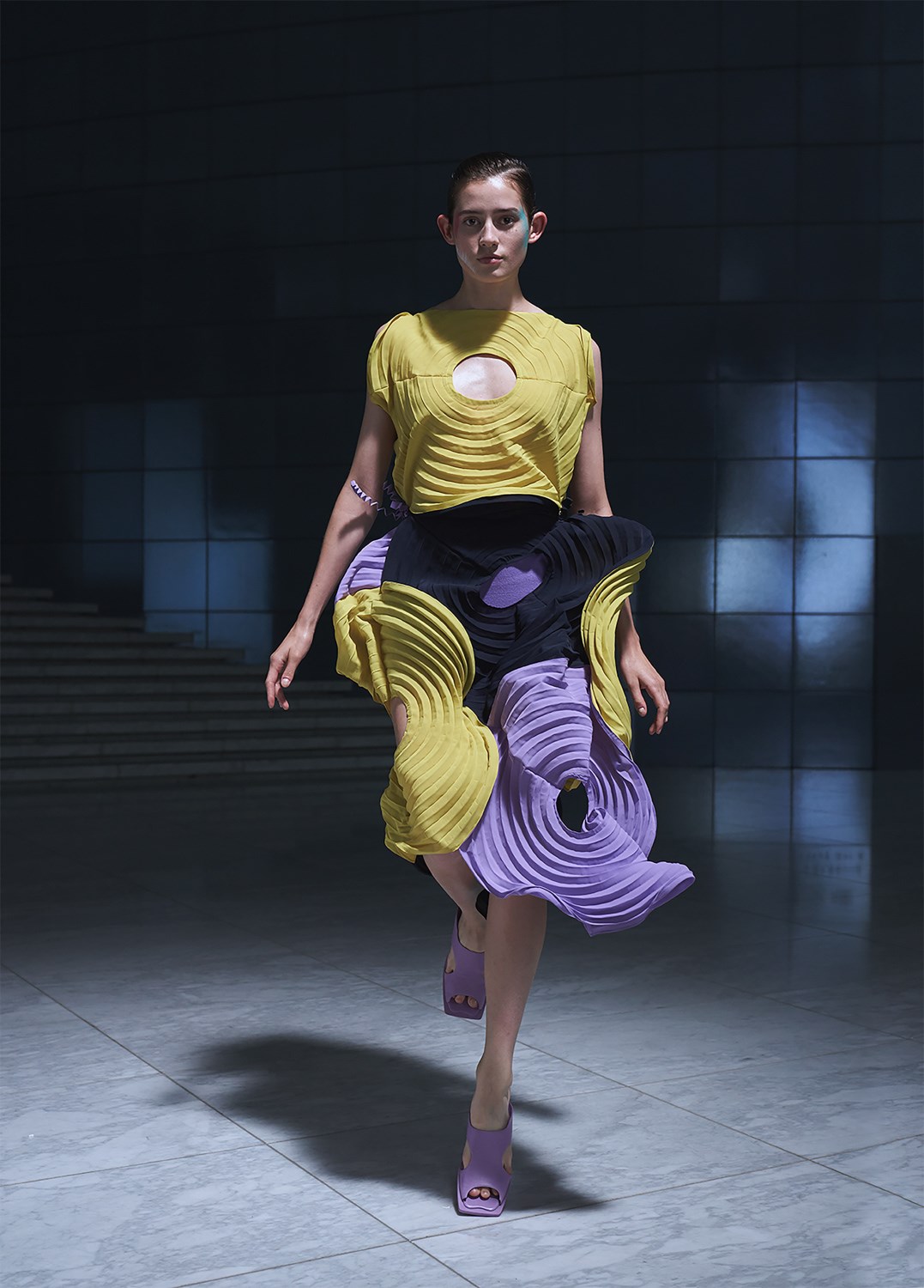 Look 32