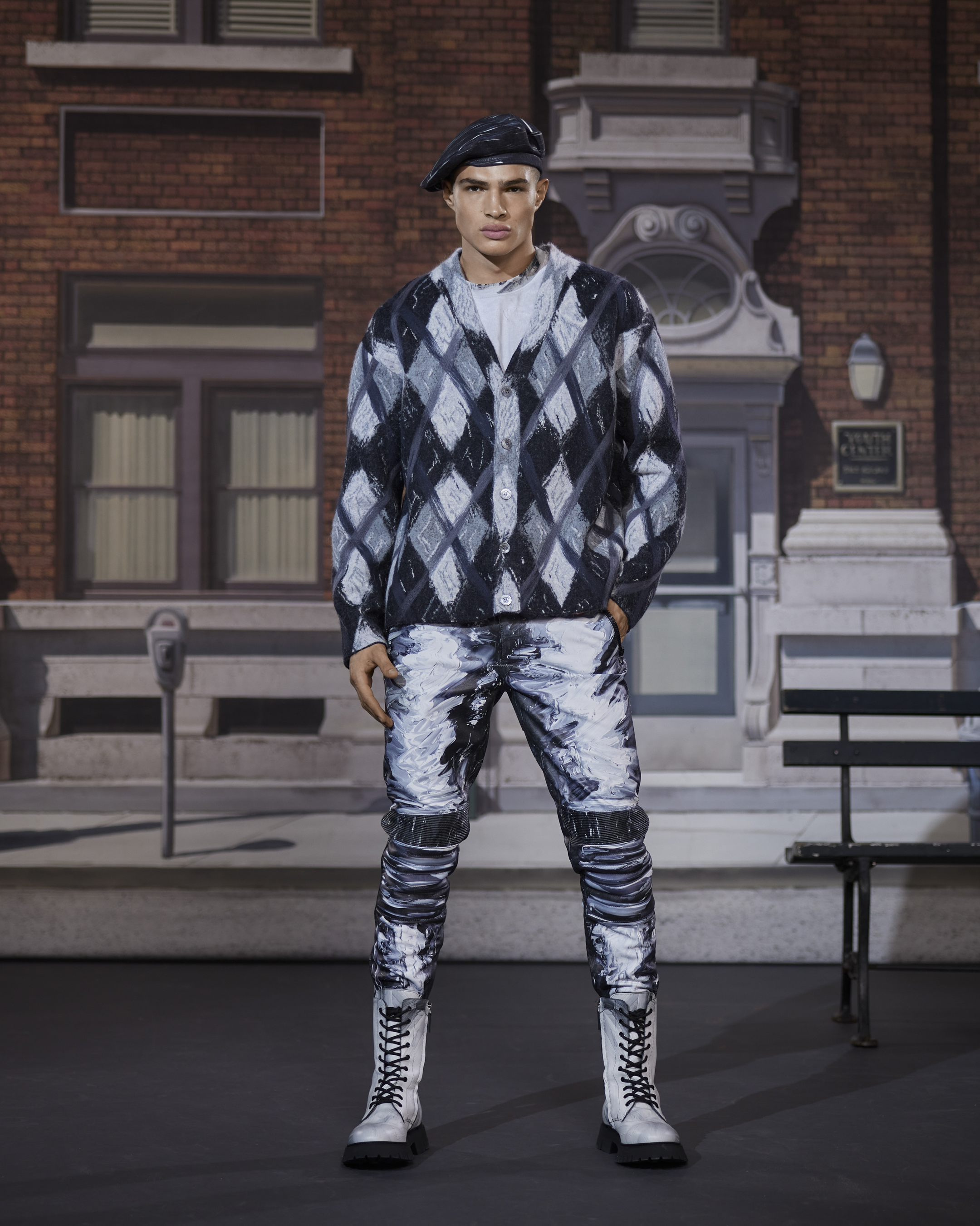 Look 17