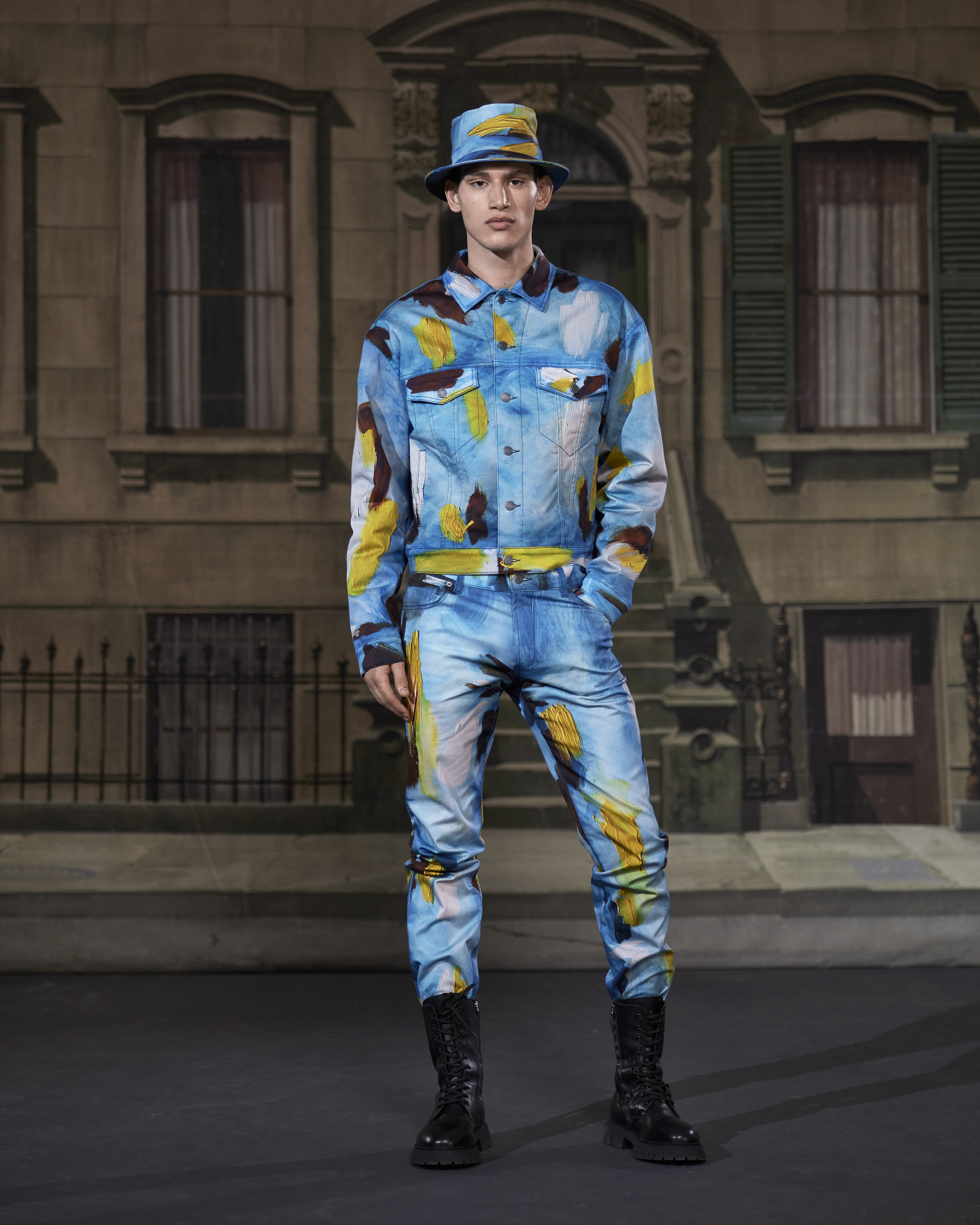 Look 19