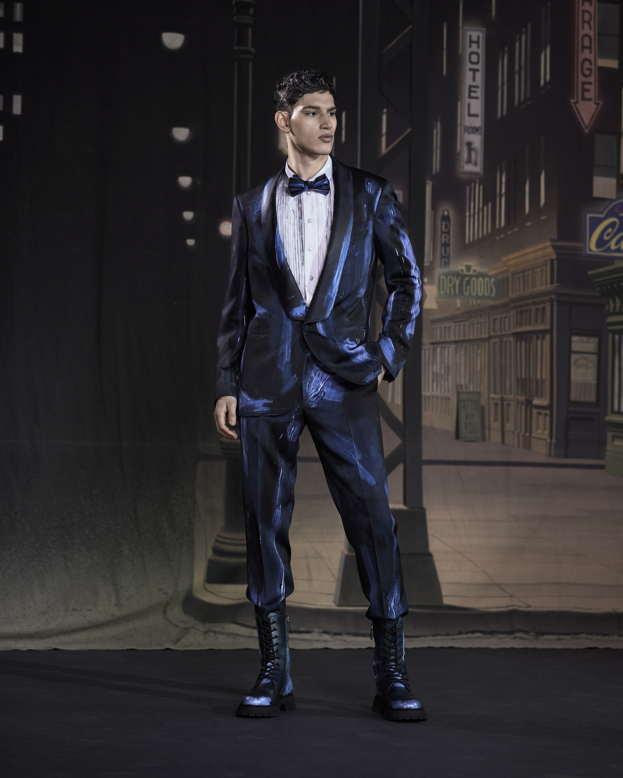 Look 27