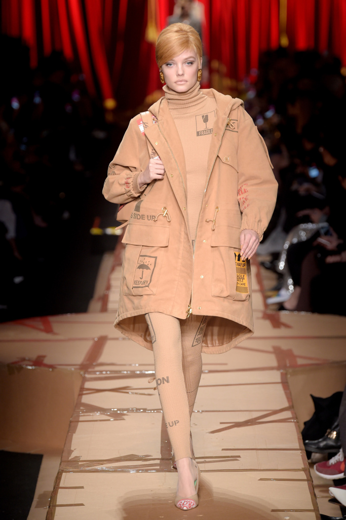 Look 18