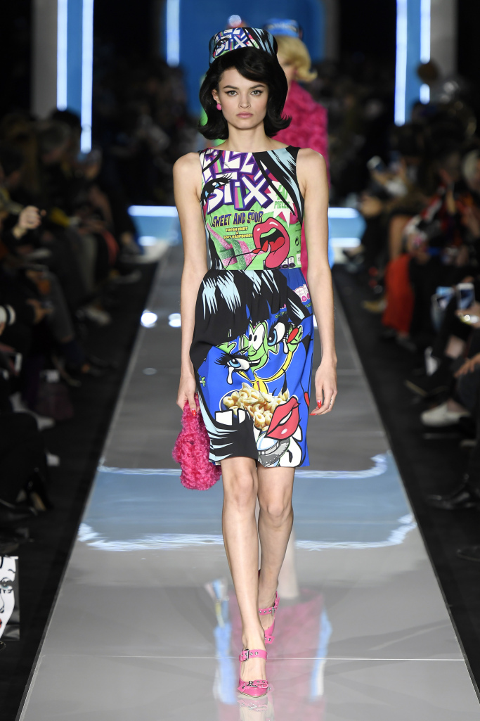 Look 16