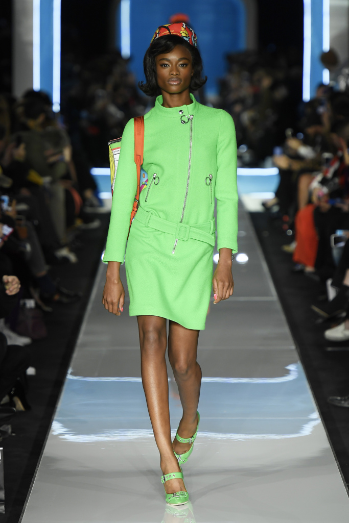 Look 18