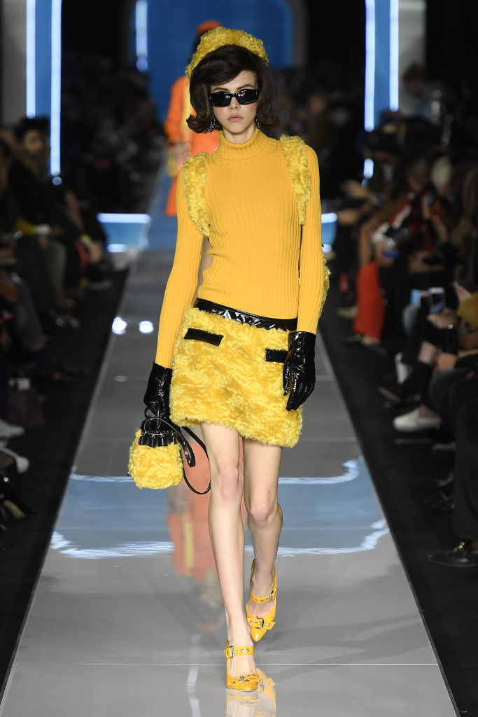 Look 28
